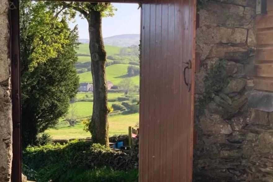 Romantic - Couples - rural - retreat - Lyth Valley