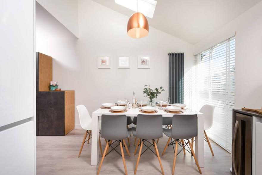 No.2 Quay Court -  a house that sleeps 8 guests  in 4 bedrooms