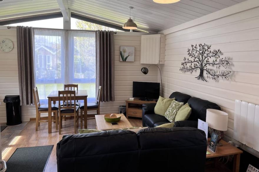 Alberta Lodge, Cedar Springs, Heacham. Just a few minutes walk to the beach.
