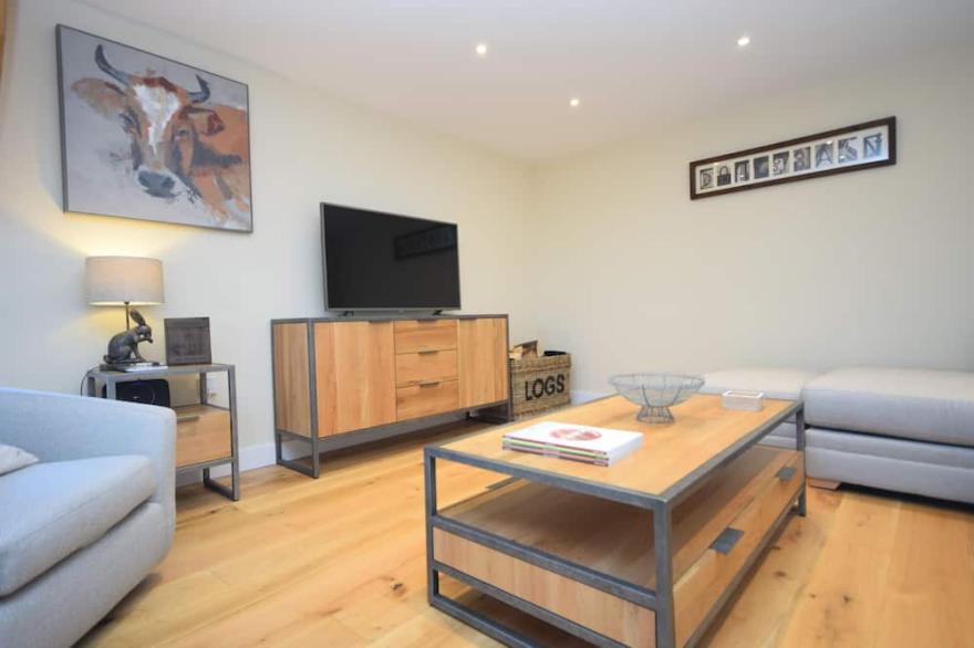The Dairy , Emsworth  -  a barn conversion that sleeps 4 guests  in 2 bedrooms