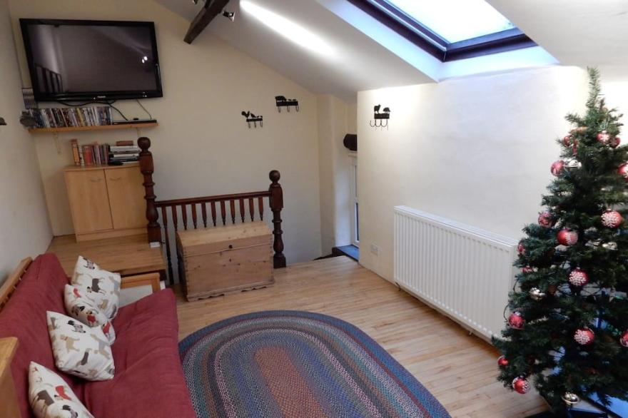 Townhead Barn (Sleeps 7 Adults )