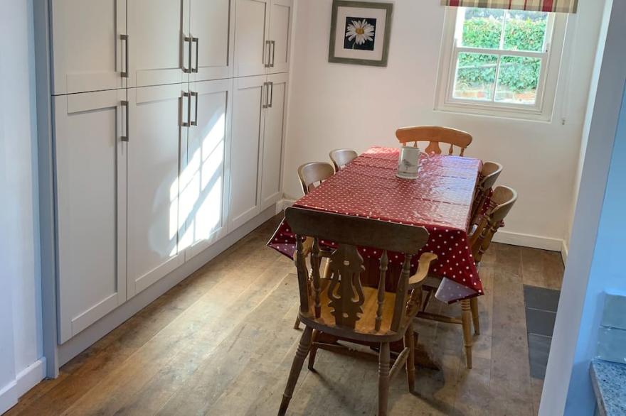 A homely retreat in the heart of Newport