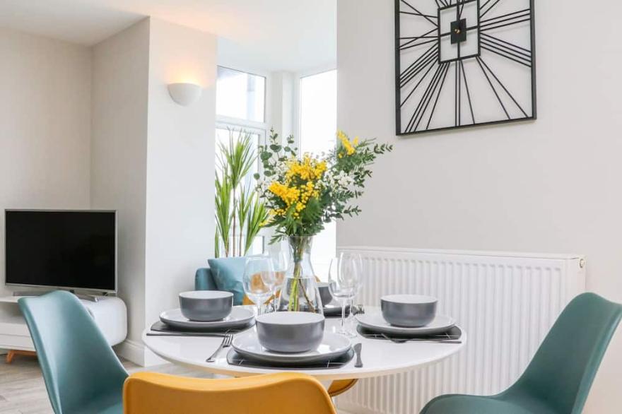 SEASOUND, family friendly, country holiday cottage in Ilfracombe