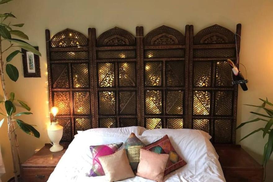 Tropical garden retreat in canal-side Kings Cross