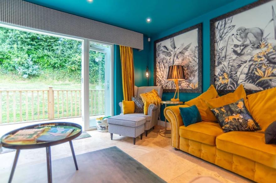 Trewhiddle Villa 03 Sleeps up to 9 guest