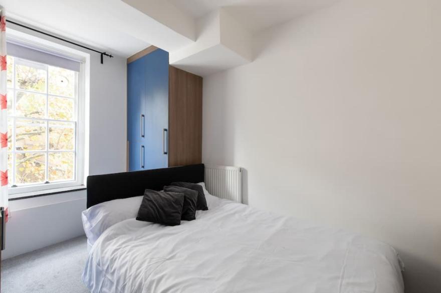 Apartment near Lord's cricket ground family only