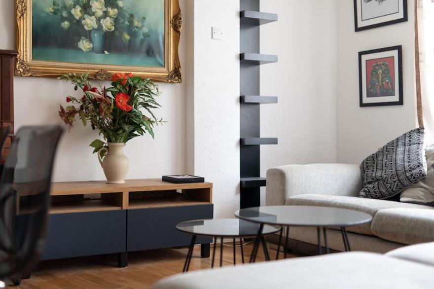Apartment near Lord's cricket ground family only