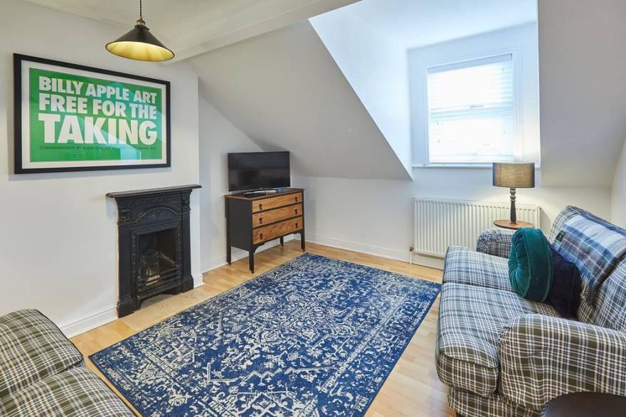 Host & Stay | Mindello Loft Apartment