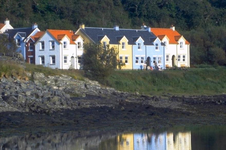 Craobh Haven Cottages - Traditional seaside homes