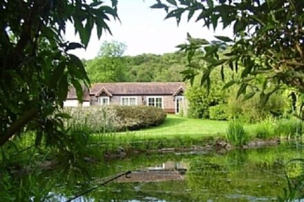 Cottage Sleeps 4/6, 2 Bedrooms & sofs bed