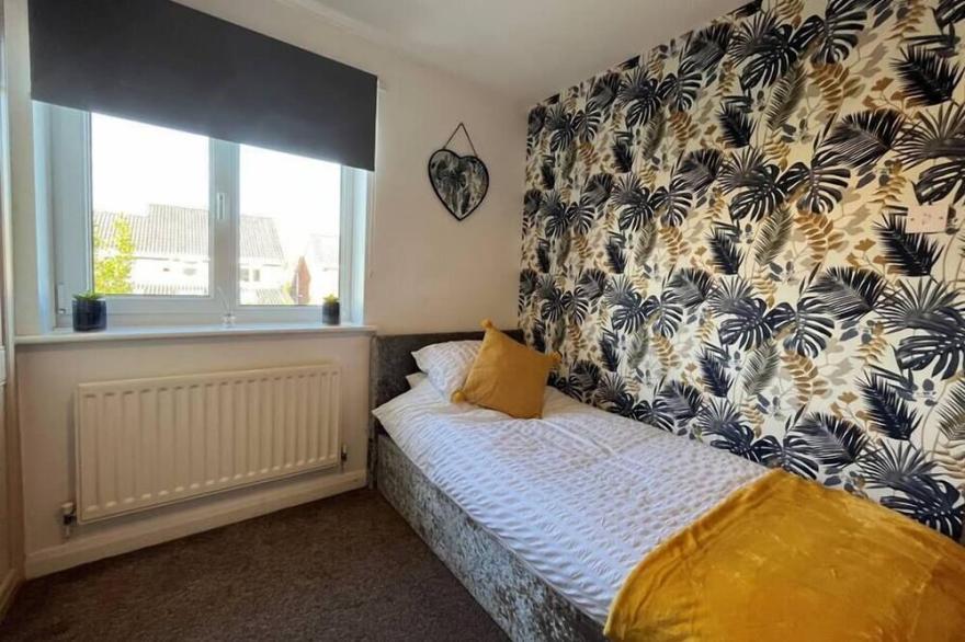 Beautiful 4 bedroom House in Worsley, close to City centre