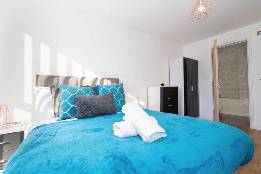 Luxury JQ Apartment -  Secure Parking