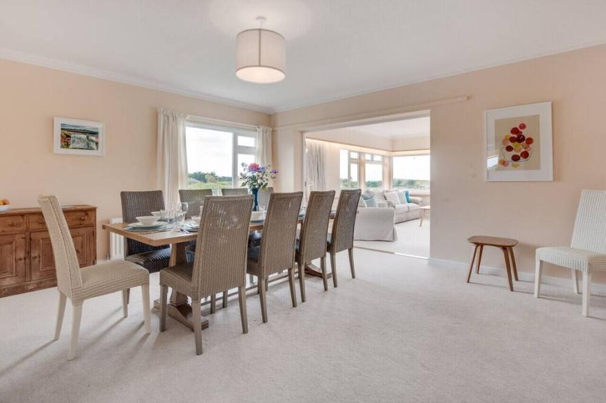 Tamarisk - Four Bedroom House, Sleeps 11