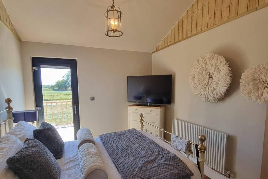 Immaculate 4-Bed Private Luxury Lodge near York