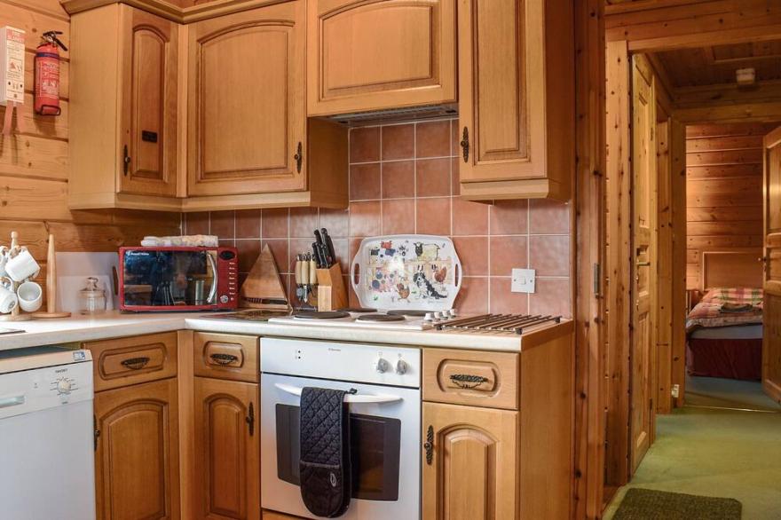 3 bedroom accommodation in Woolsery, near Hartland