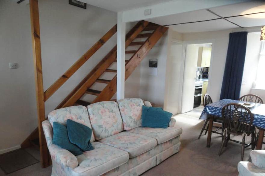 2 bed cottage in coastal location between St Ives and Lands End