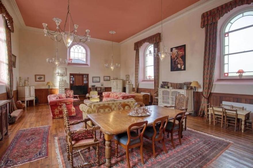 Historic Chapel w/ Great Facilities nr Beaches