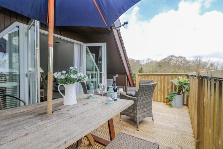 VALLEY LODGE 56, pet friendly, country holiday cottage in Callington