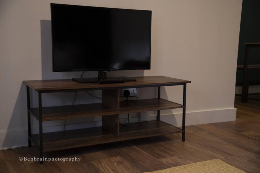 No31 - Modern Apartment for 4 in Central Cardiff