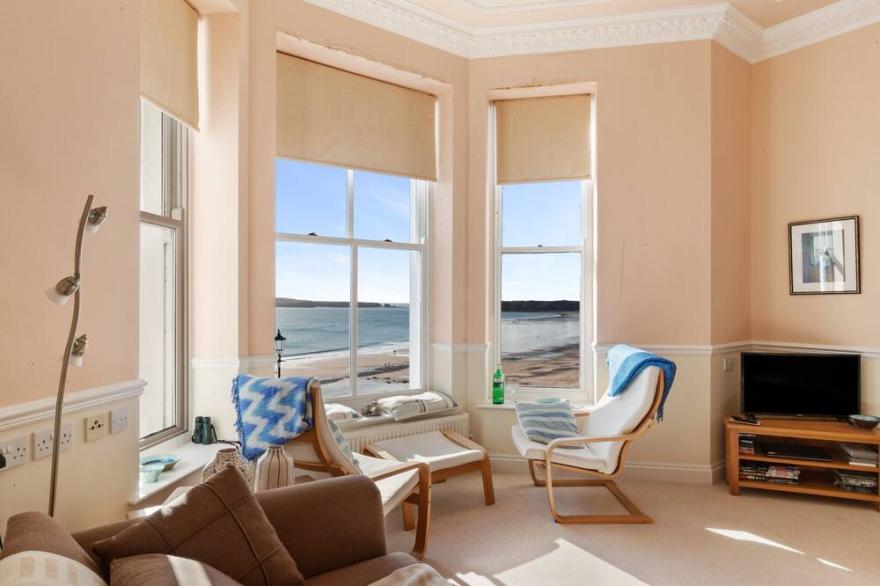 7 South Beach - Steps From the Beach, Sea Views