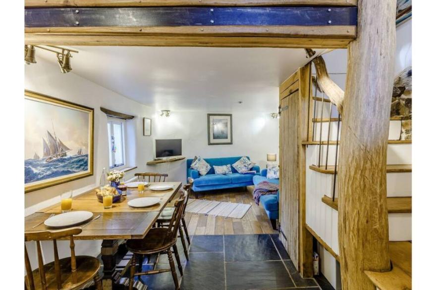 Quirky and Unique Tower House with Sea Views