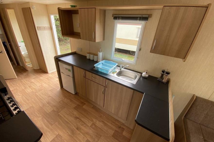 3 Bed 8 Berth Caravan in California Cliffs - M1