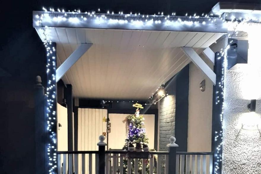 Private En-suite with Free Parking and Breakfast A