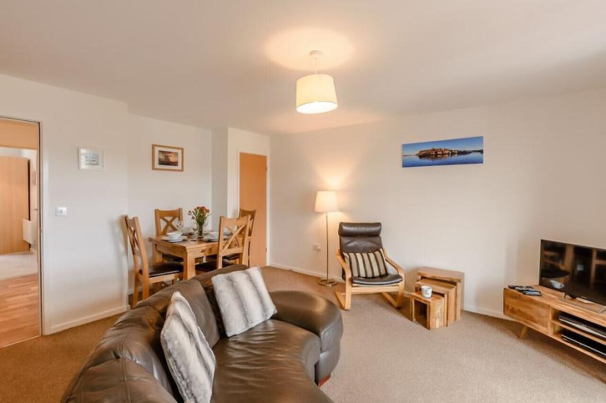 Harbour Lights - Three Bedroom Apartment, Sleeps 6