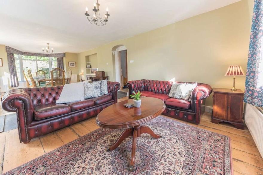 Pass the Keys | Traditional Lakeland House with Beautiful Gardens
