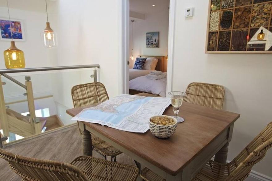 THE BARN, 20 AT THE BEACH, family friendly in Torcross
