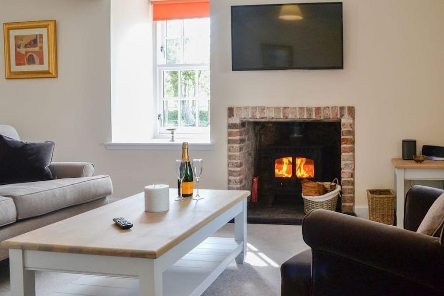 1 bedroom accommodation in Montrose