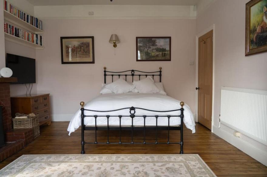 Delightful apartment fitted to high standard - 3 miles from Melton Mowbray