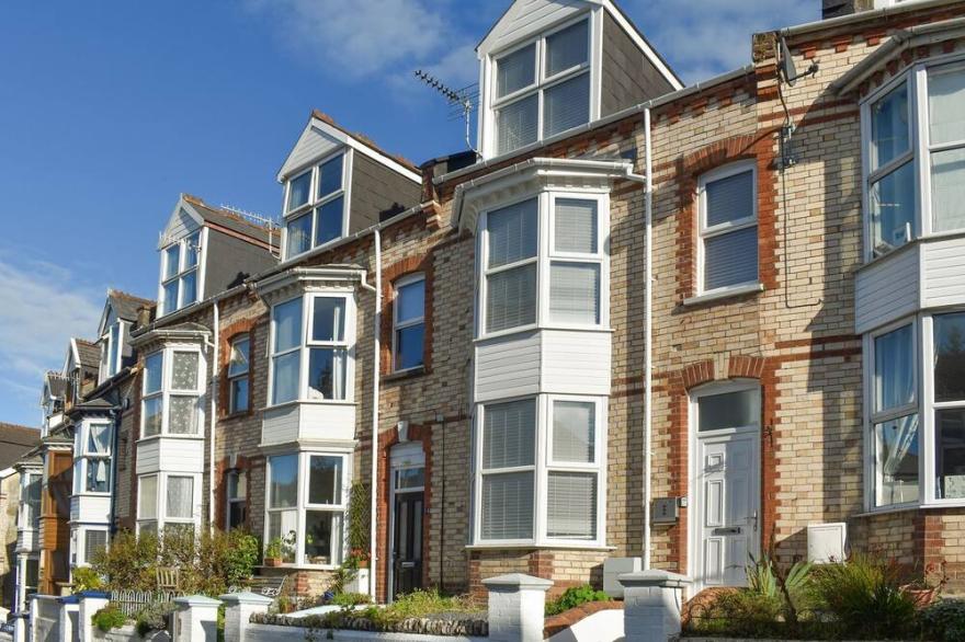 4 bedroom accommodation in Ilfracombe