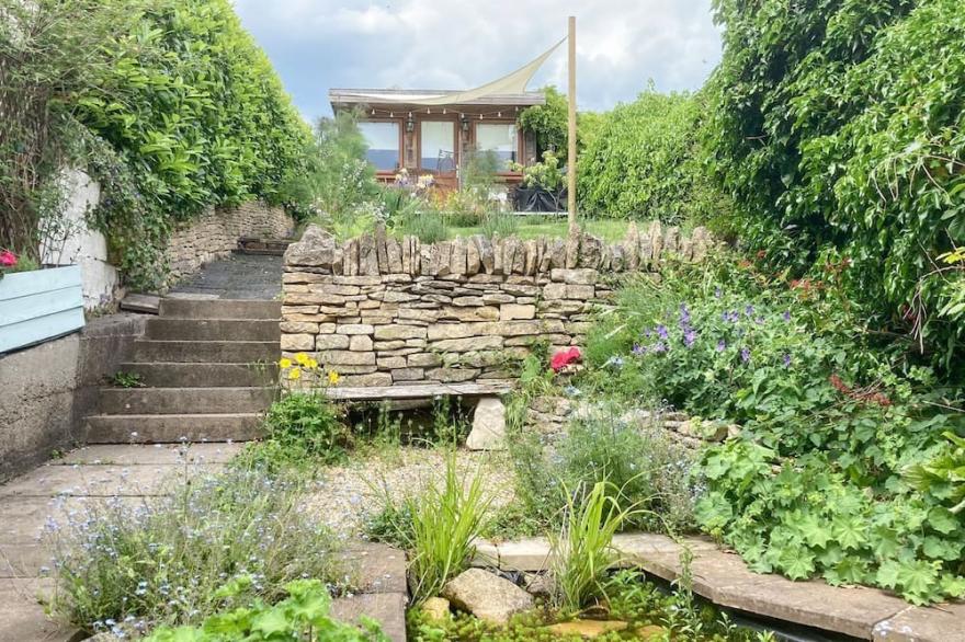 2 bedroom accommodation in Winchcombe, near Cheltenham