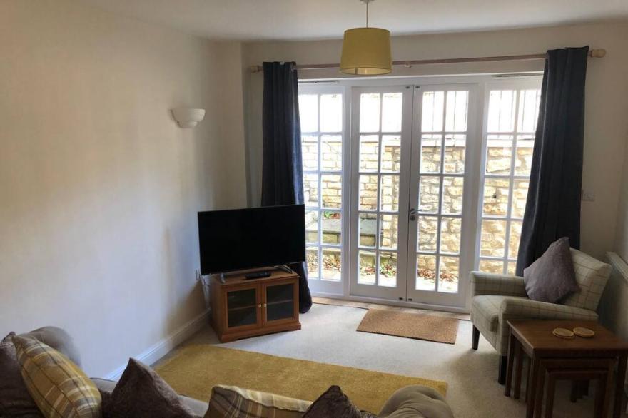 2 bedroom self-catering cottage, doggy friendly