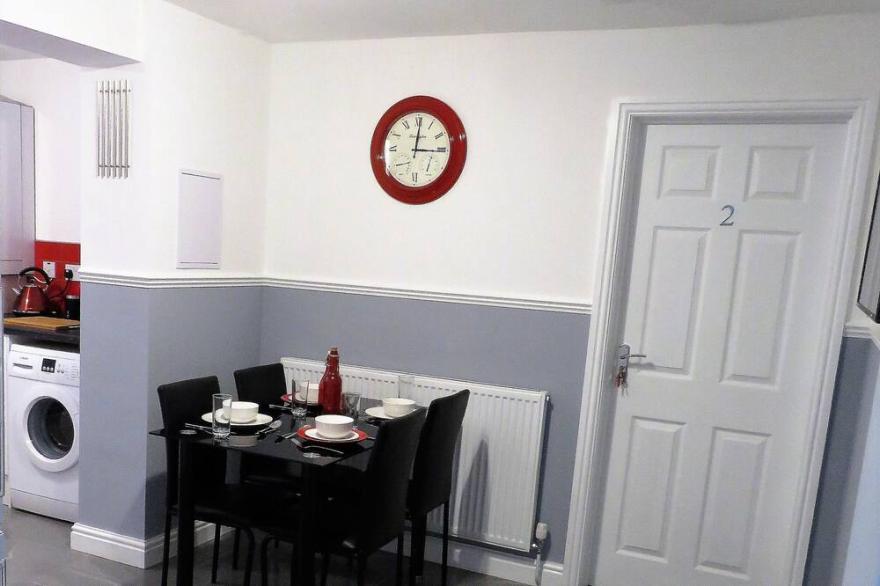 Luxury 5 Bed / 4 bath house nr Birmingham Airport/ NEC / Resort World / Gentings