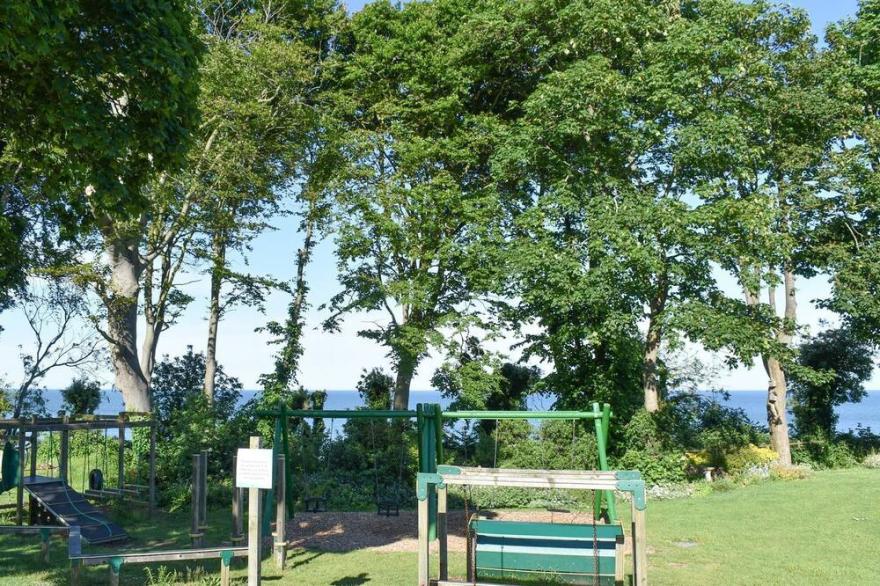 2 bedroom accommodation in Kingsdown, near Deal