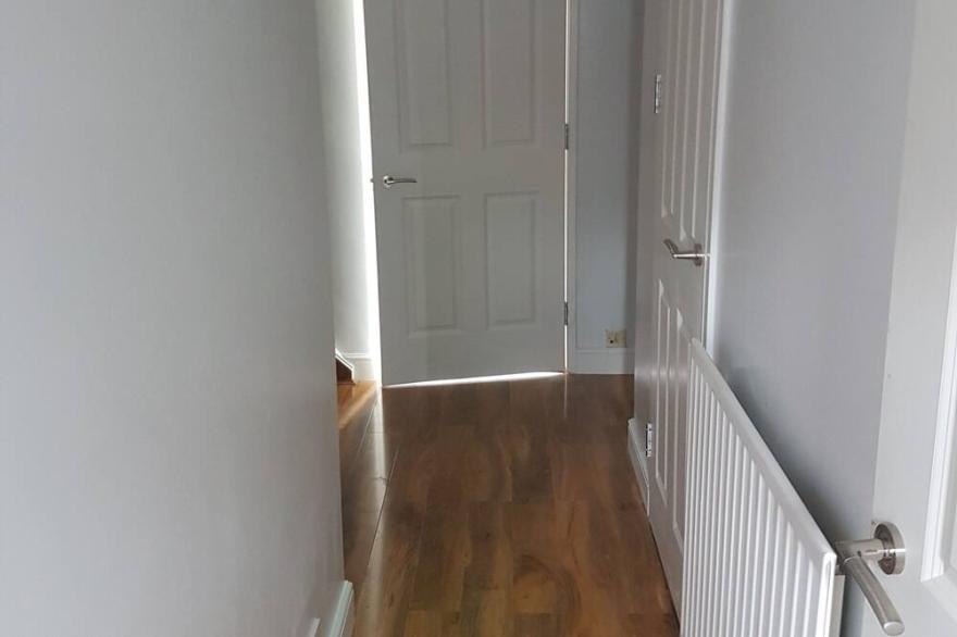 SPACIOUS TOWNHOUSE IN WALTHAMSTOW