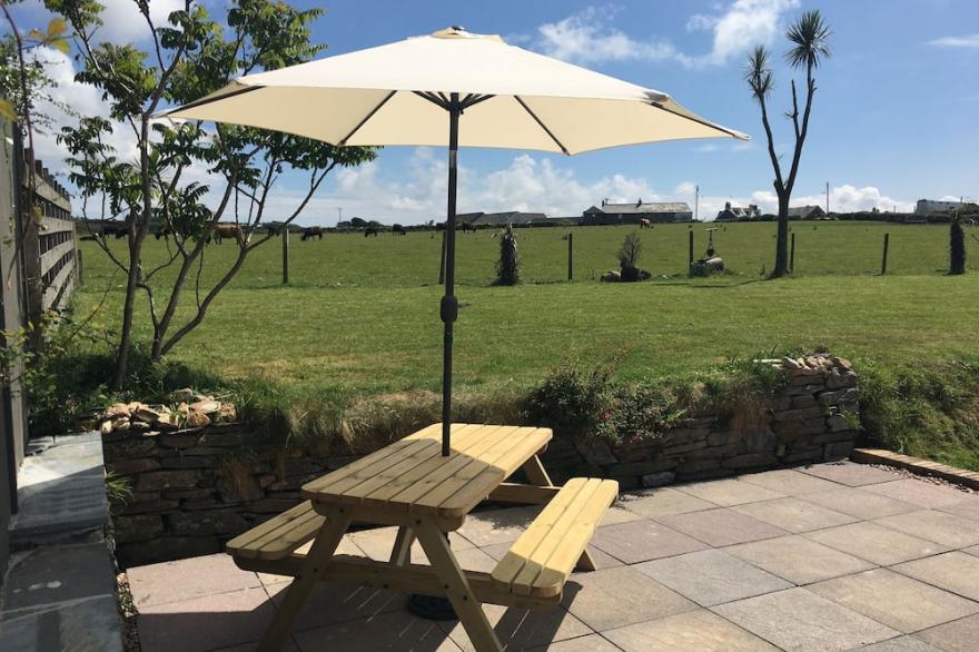 Buena Vista  Tintagel Cornwall -  Central location  large garden