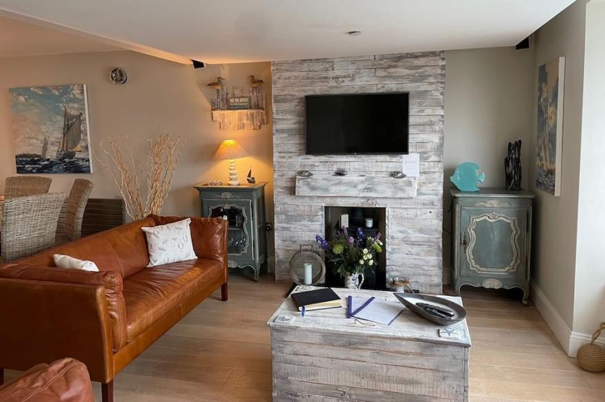 Superb Stylish House With Amazing Views