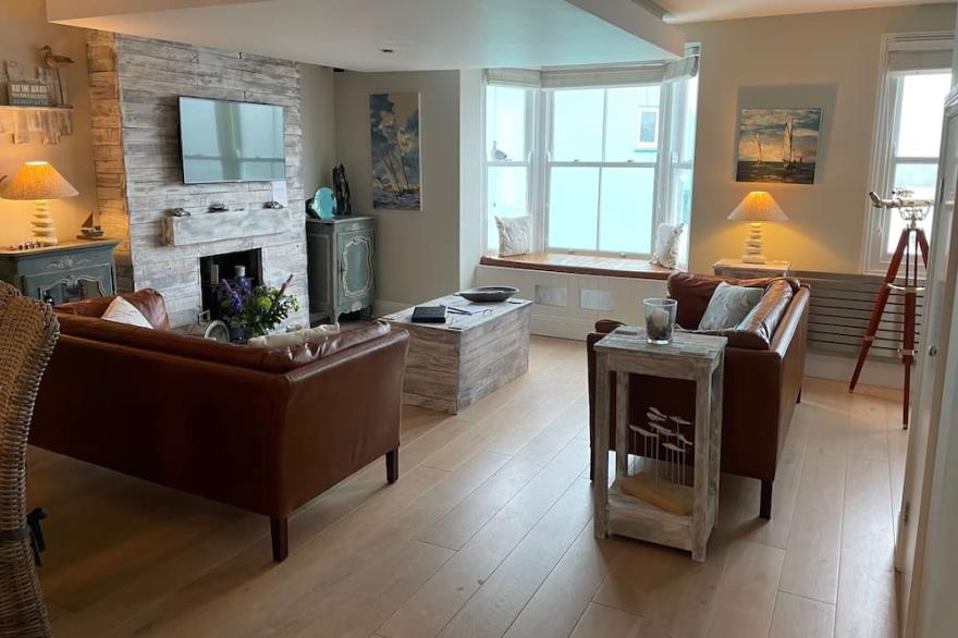 Superb Stylish House With Amazing Views
