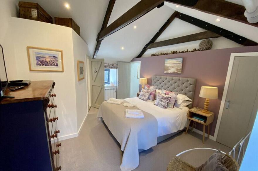 Red Herring - Two Bedroom House, Sleeps 4