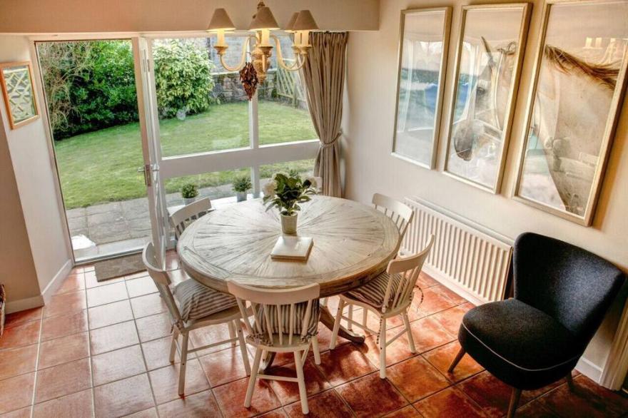 Dairy Three - Three Bedroom House, Sleeps 6