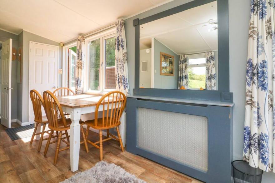 VALLEY LODGE, pet friendly, luxury holiday cottage in Bampton, Devon