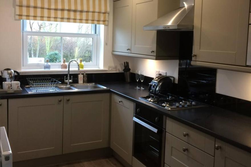 Rodgers' Retreat, The Bay, Filey, Pet friendly with Pool