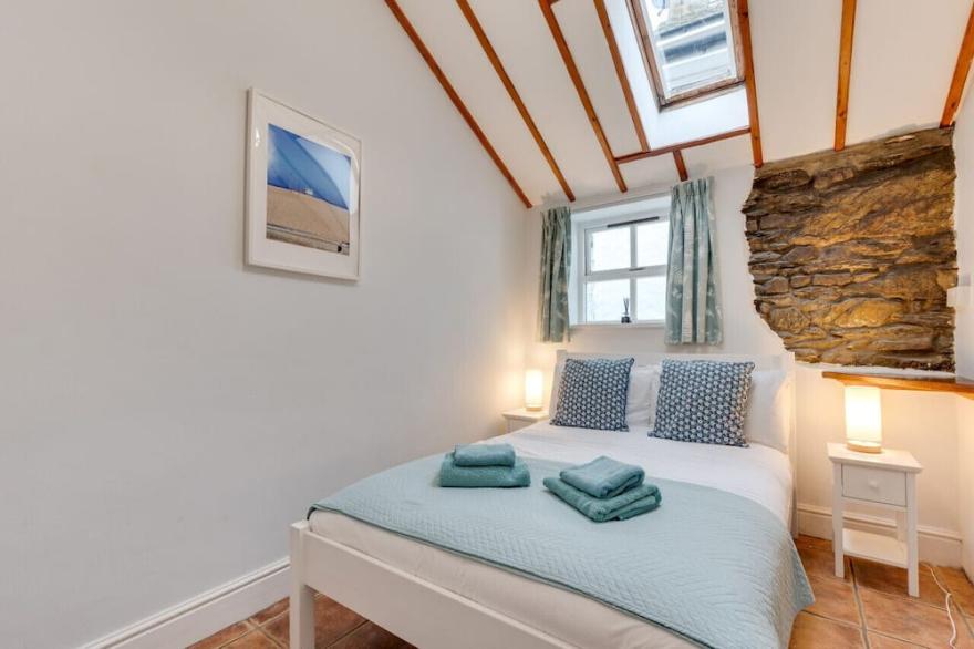 2 Inglenook Cottages, Croyde