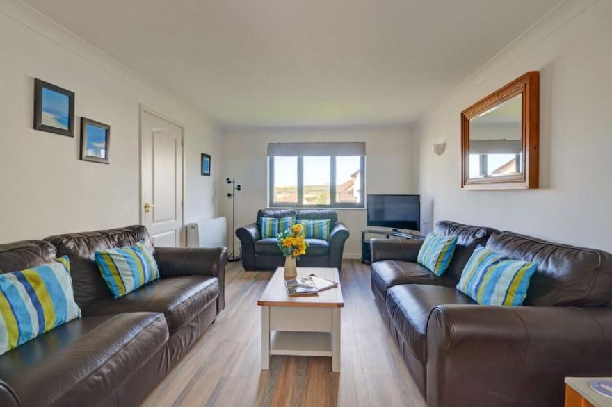 Embleton - Four Bedroom House, Sleeps 8
