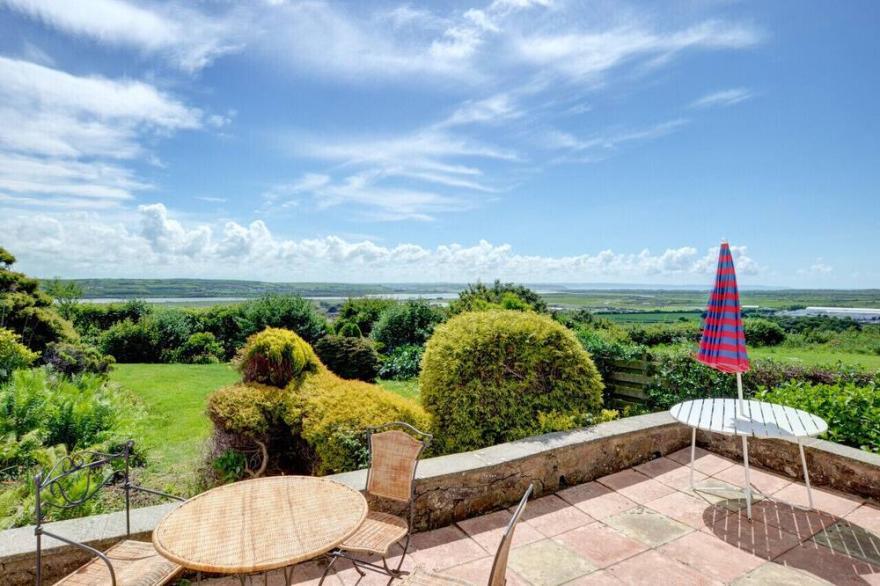 Heanton Lodge - Four Bedroom House, Sleeps 8