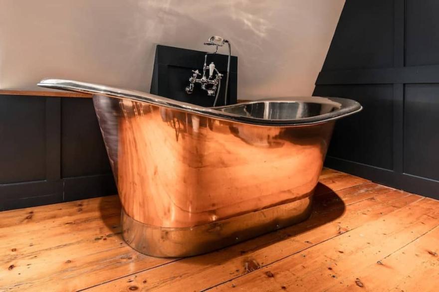 Bath Townhouse 8 (BTH8)