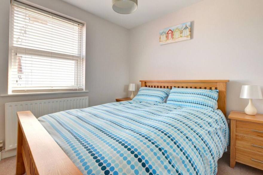 Seamstress Cottage - Two Bedroom House, Sleeps 4